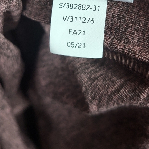 Athleta Hiking Outdoors UPF 50+ Uptempo Hoodie Sweatshirt Antique Burgundy M - Picture 12 of 12